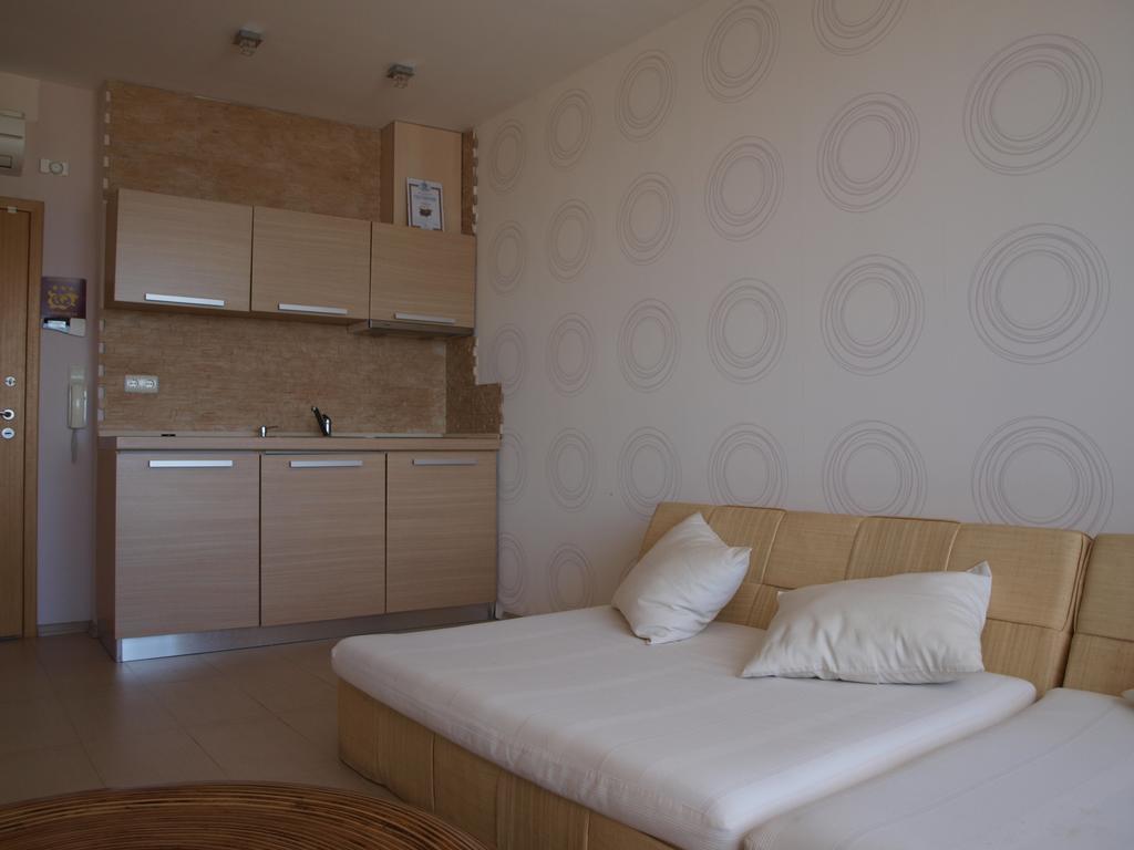 Apartments In Villa Rouge ソゾポル 部屋 写真