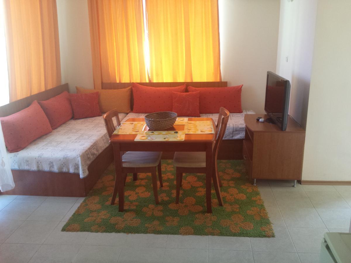 Apartments In Villa Rouge ソゾポル エクステリア 写真